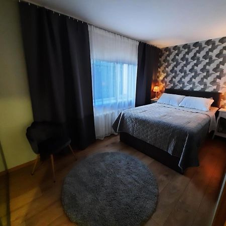 Centrum Bridge Apartment Pärnu Exterior foto